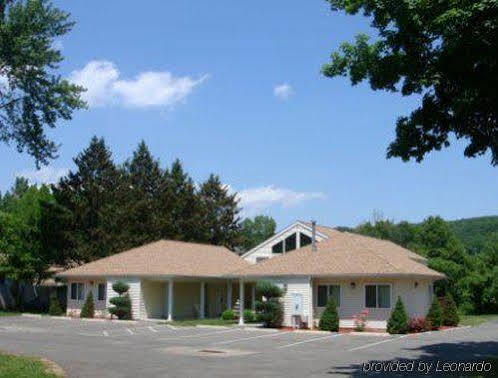 Rocky River Inn New Milford Eksteriør billede