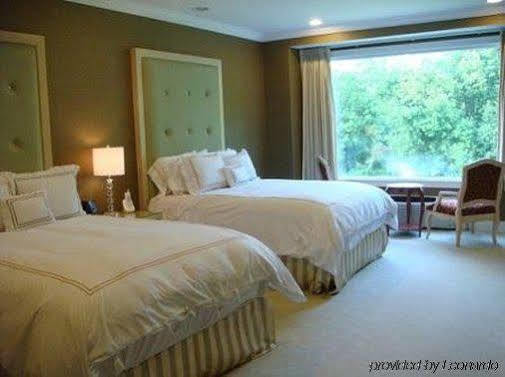 Rocky River Inn New Milford Værelse billede